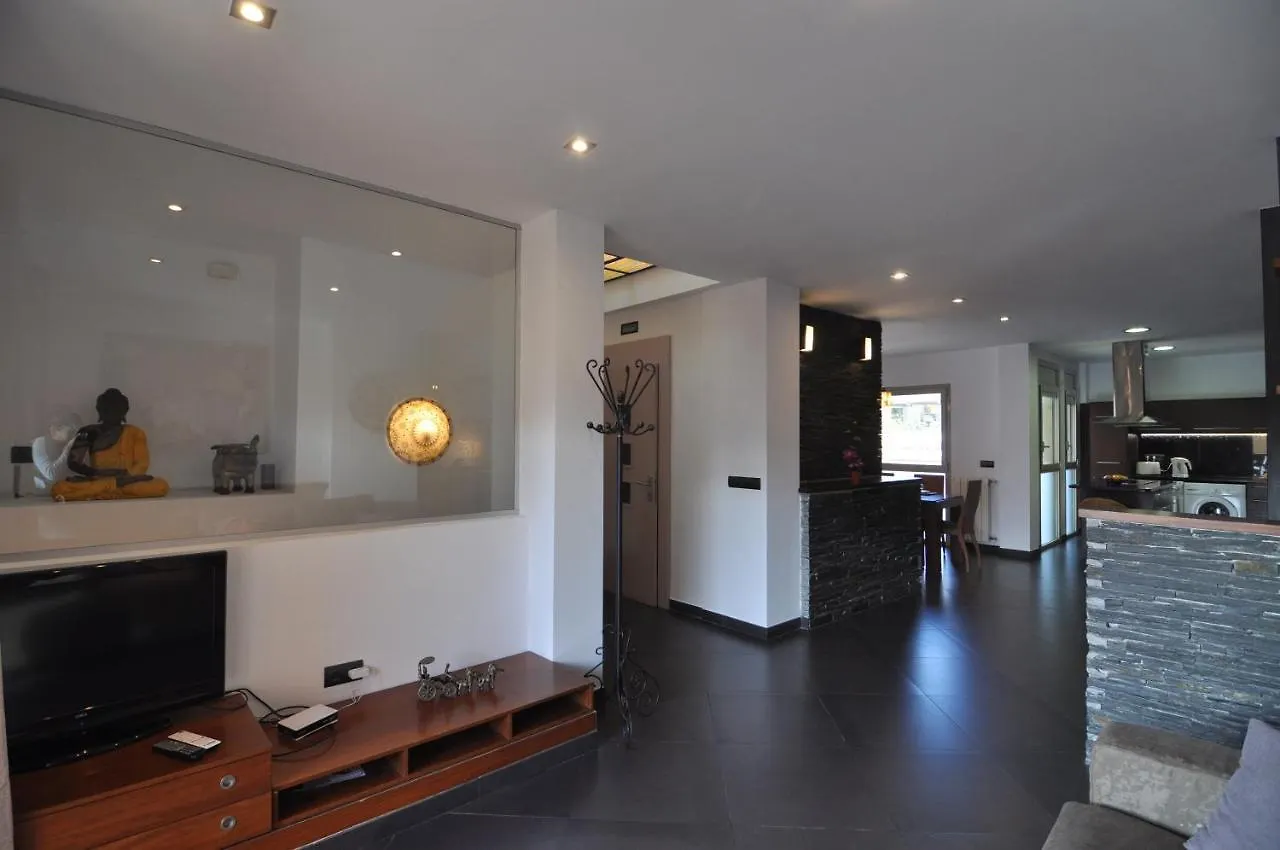 Rnet - Apartments Roses Centre 0*,
